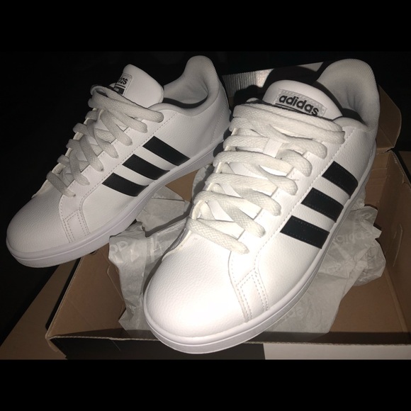 Adidas - Picture 1 of 3